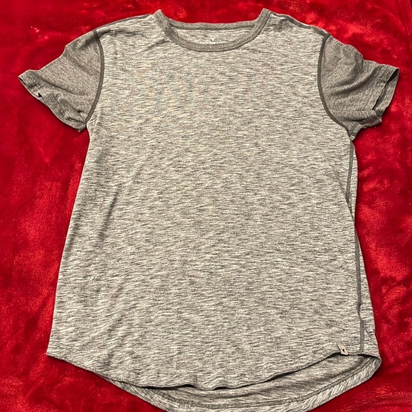 American Eagle tee shirt - Picture 1 of 2